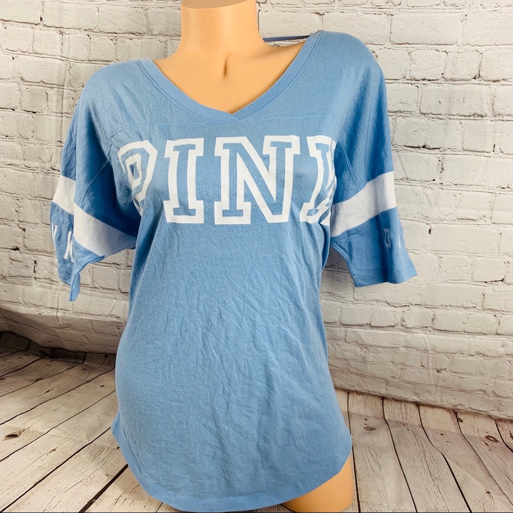 VS PINK Signature Logo Short Sleeve Tee Shirt - Picture 5 of 7